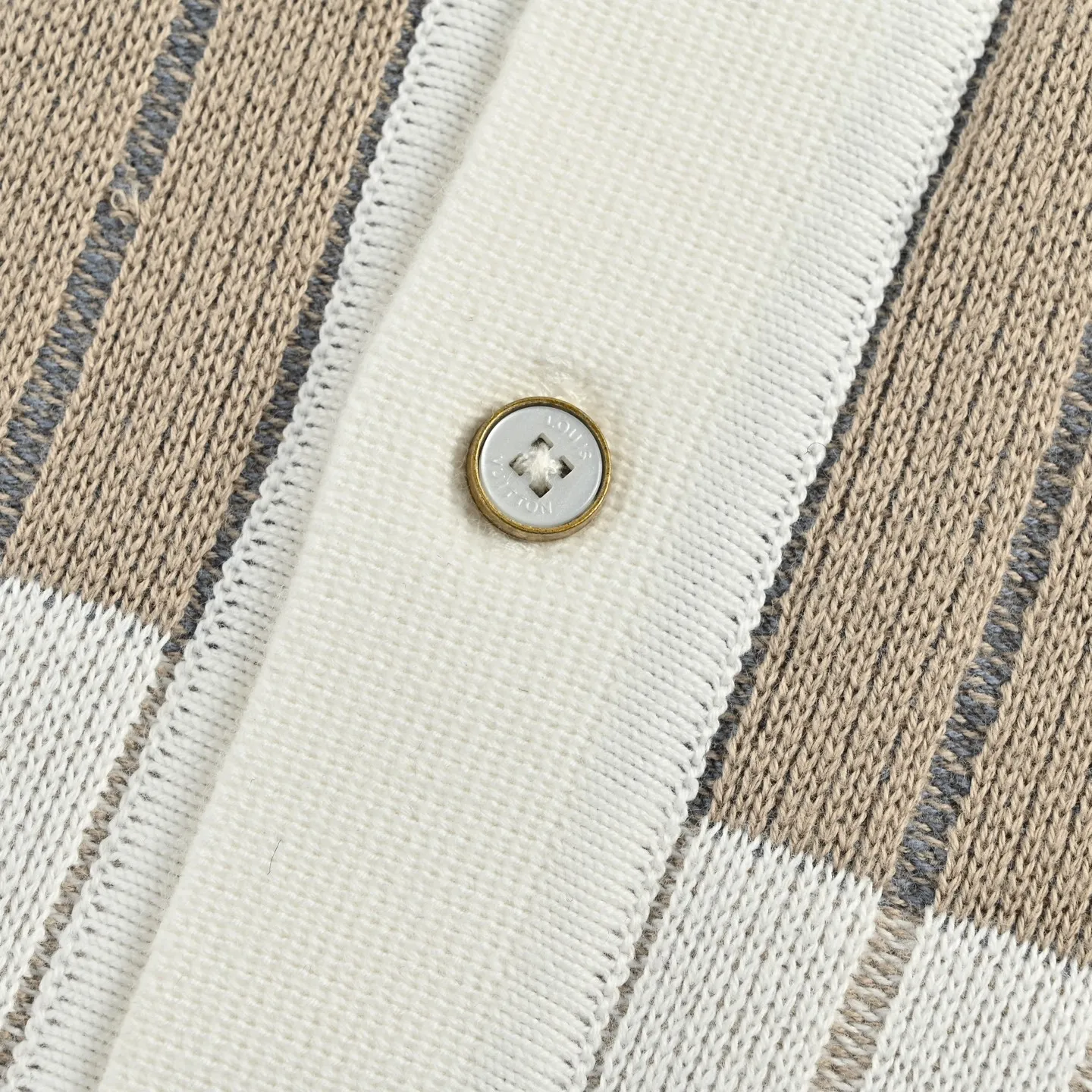 Louis Vuitton/
